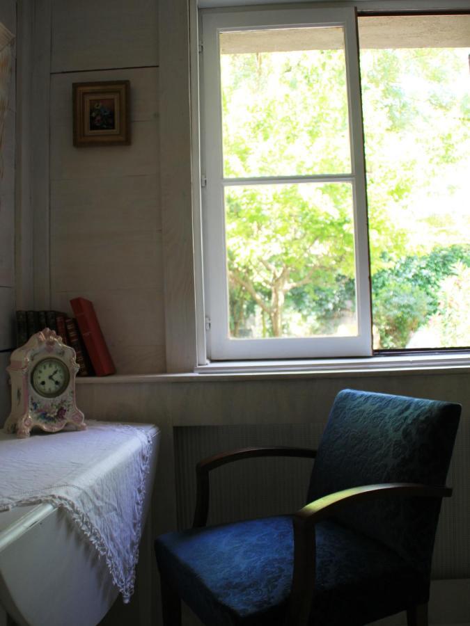 Les Pascals Bed and breakfast *